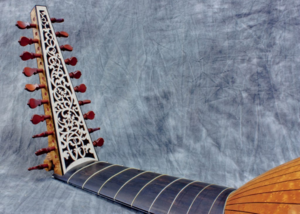 Hans Burkholtzer Model 10/11-Course Lute Head