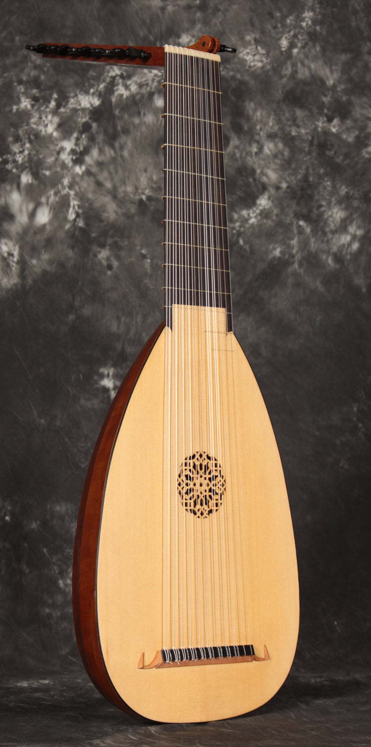 Gamut Sarabande 68cm 11-Course Lute Front