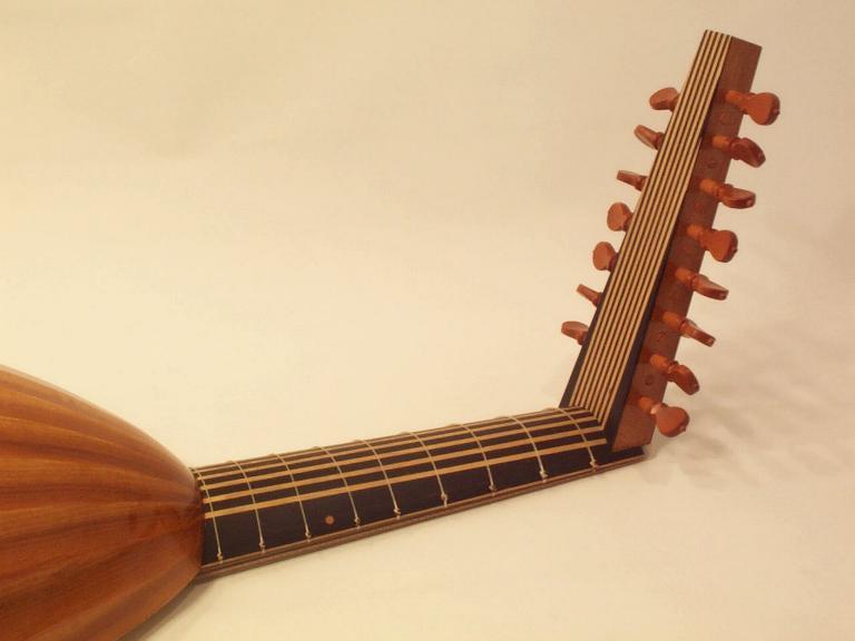 Venere Model 59cm Lute Neck