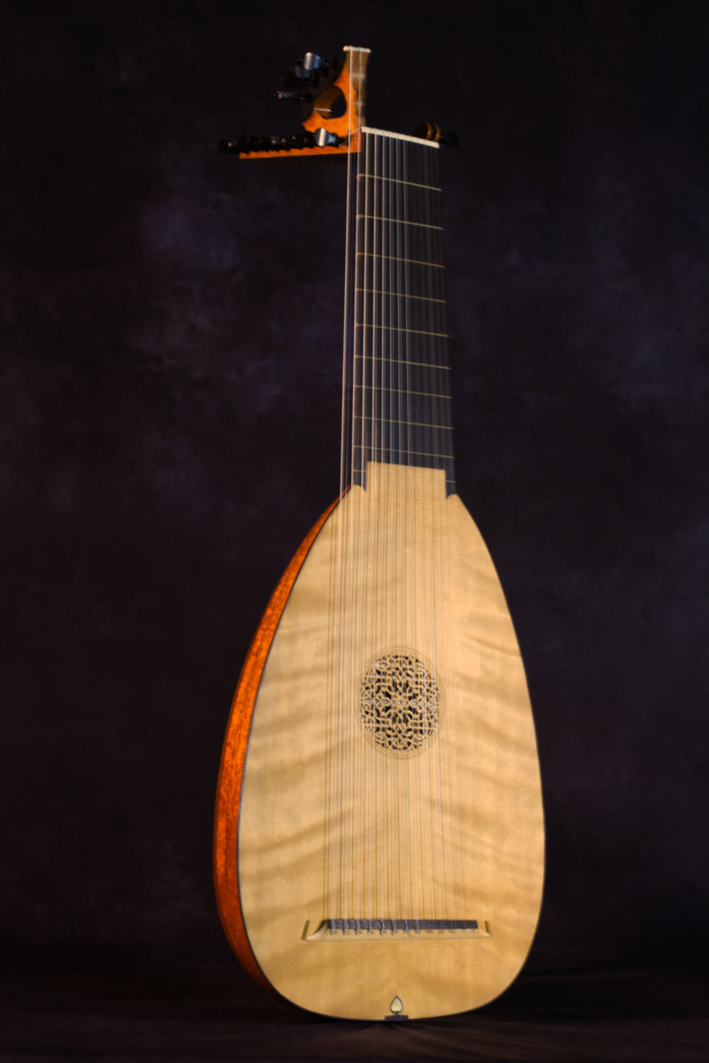 Hans Burkholtzer Model 13-Course Lute (SOLD)