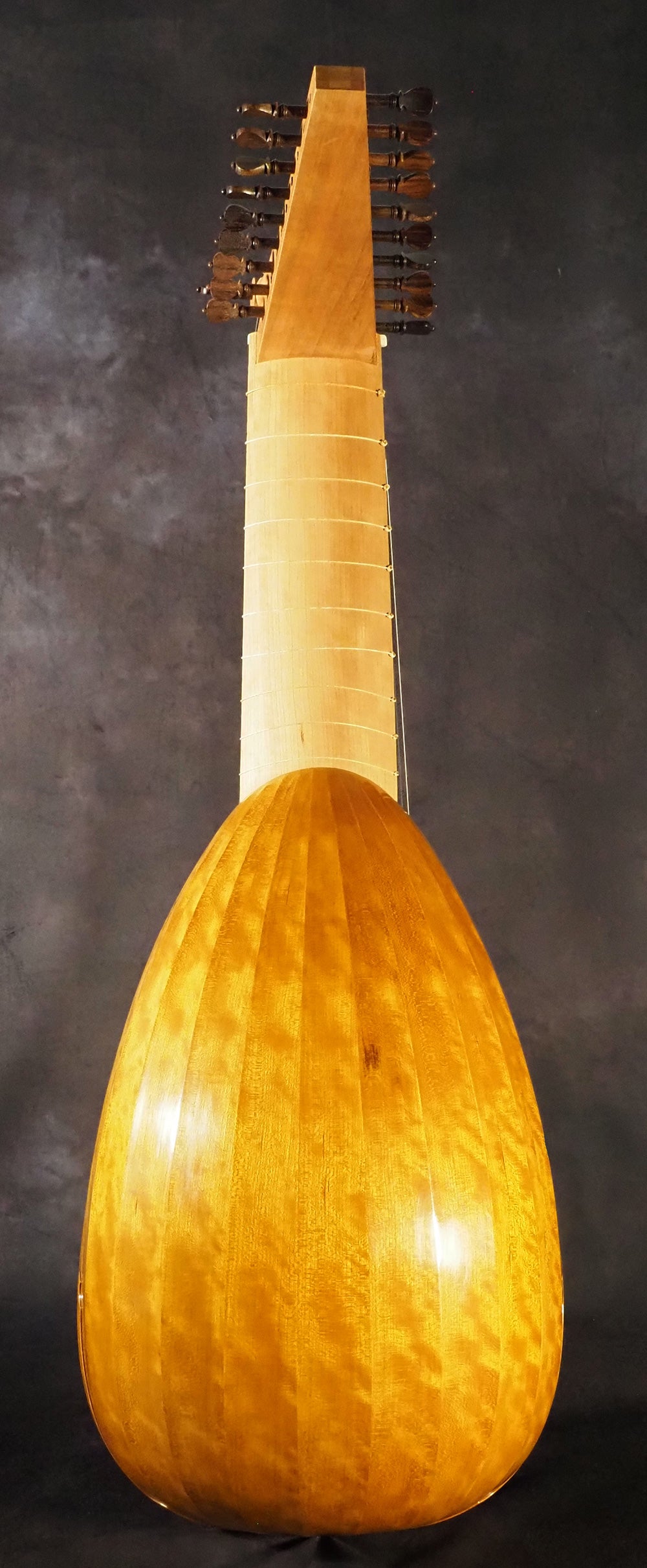 Hans Frei-Model Lute - Back